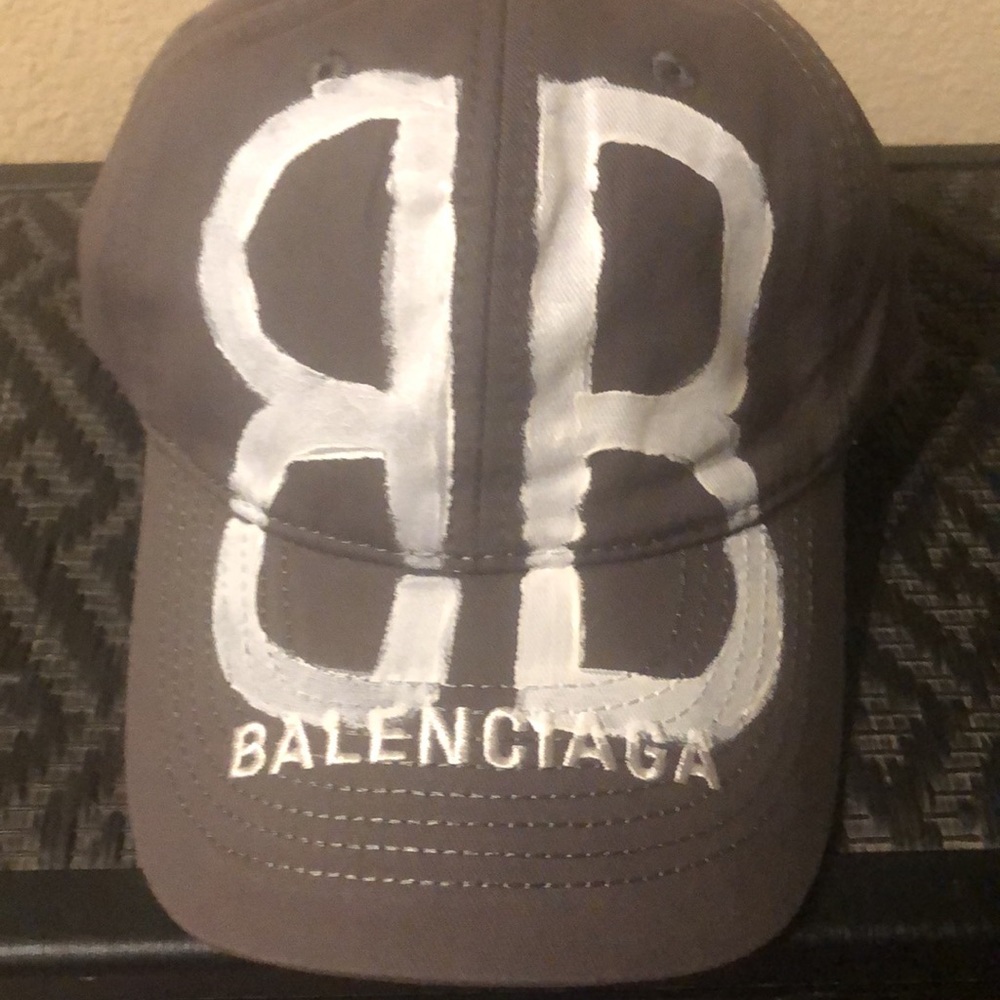 BALENCIAGA UNISEX CAP